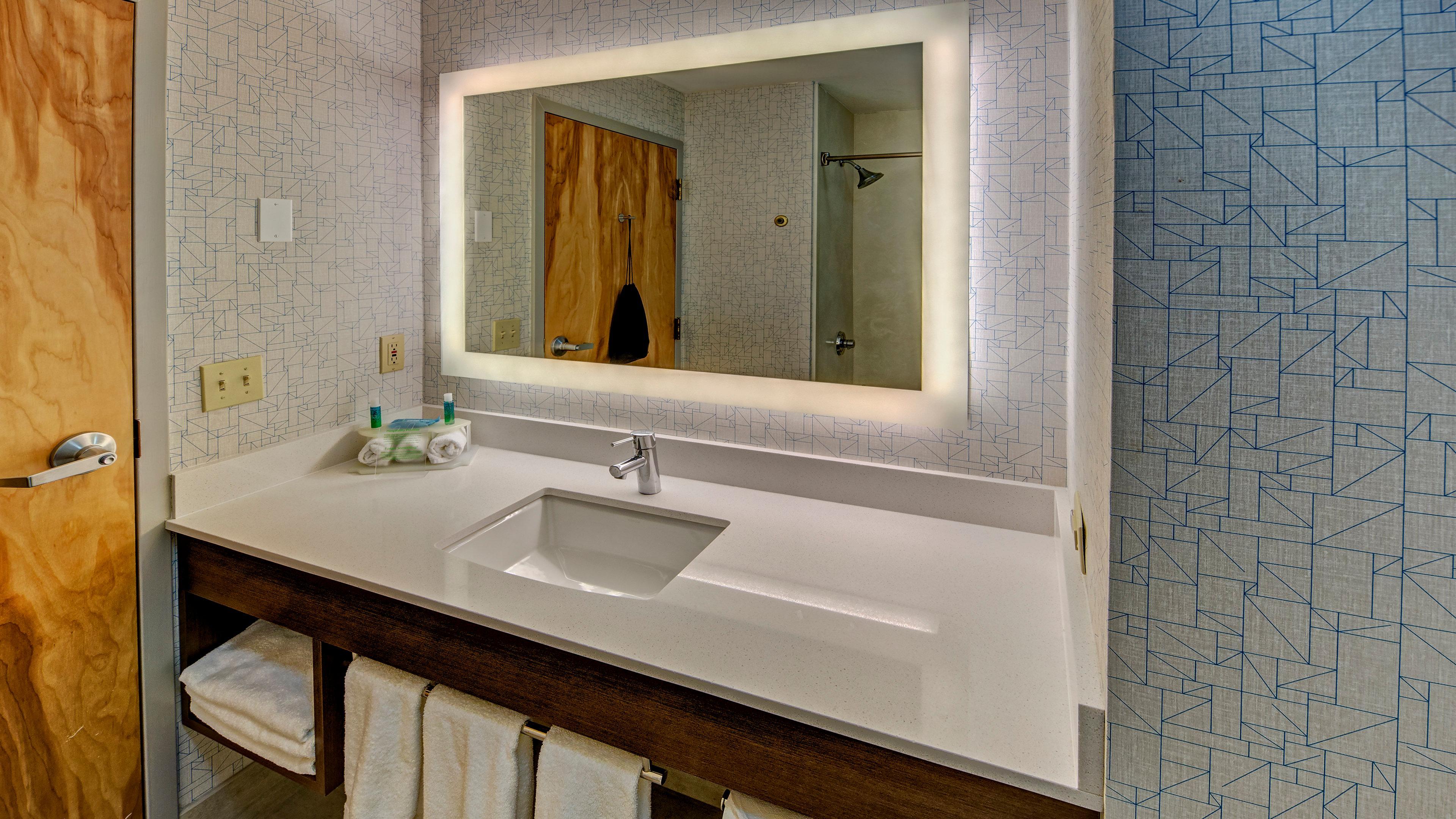 Holiday Inn Express Hotel & Suites London By Ihg Exteriör bild