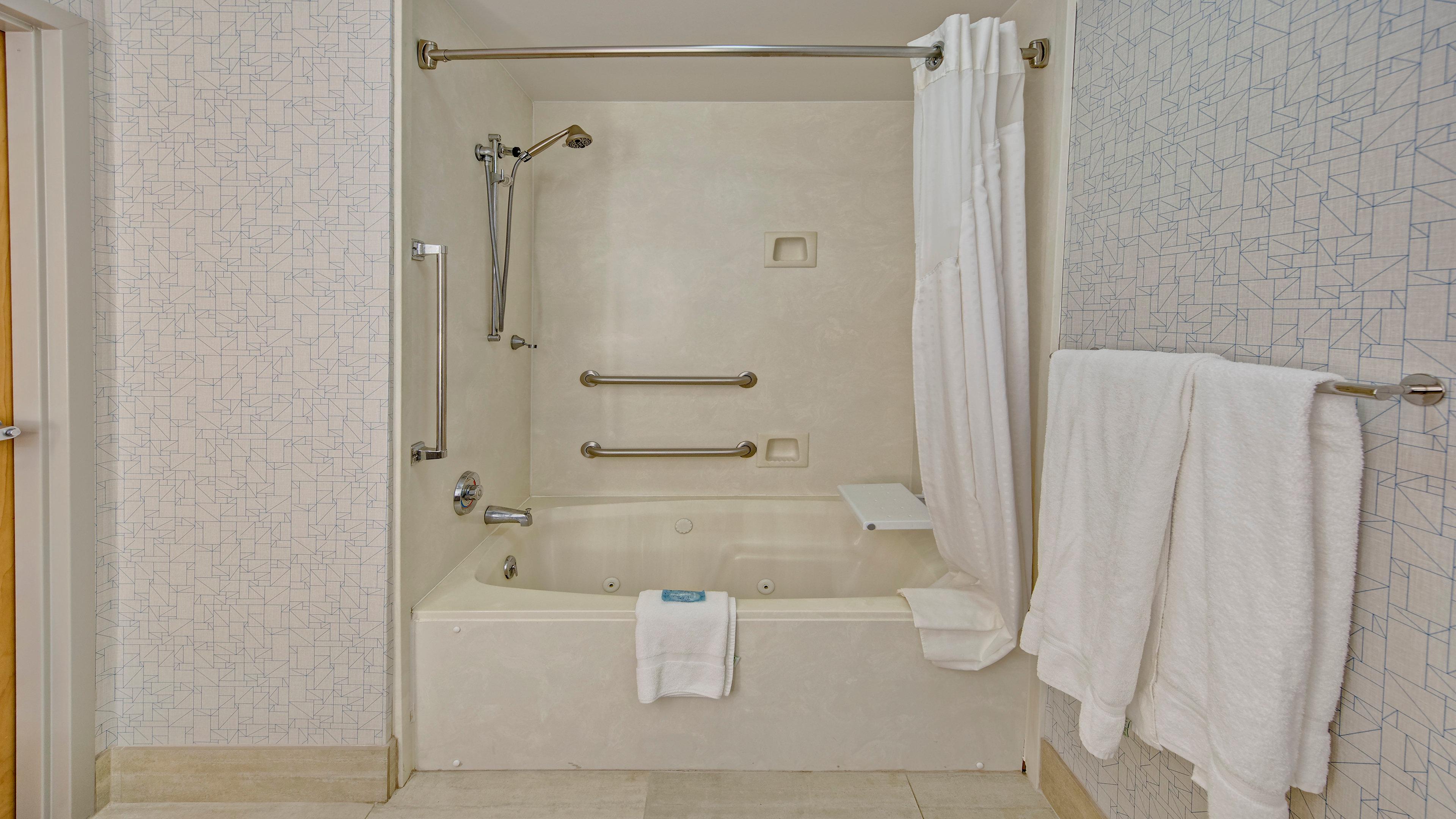 Holiday Inn Express Hotel & Suites London By Ihg Exteriör bild