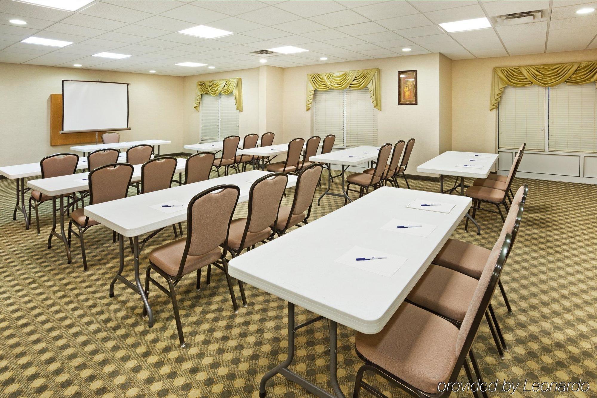 Holiday Inn Express Hotel & Suites London By Ihg Bekvämligheter bild