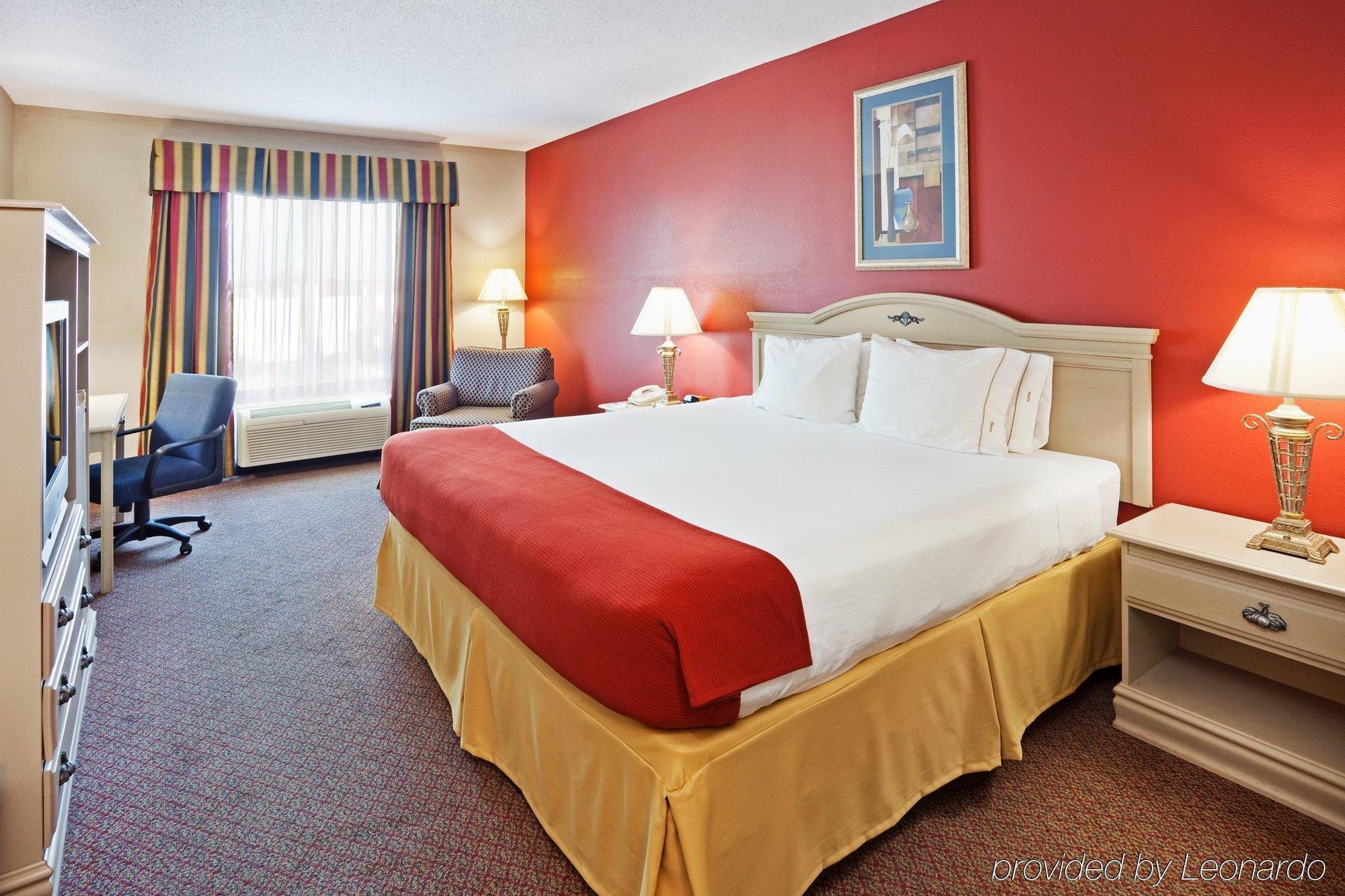 Holiday Inn Express Hotel & Suites London By Ihg Rum bild