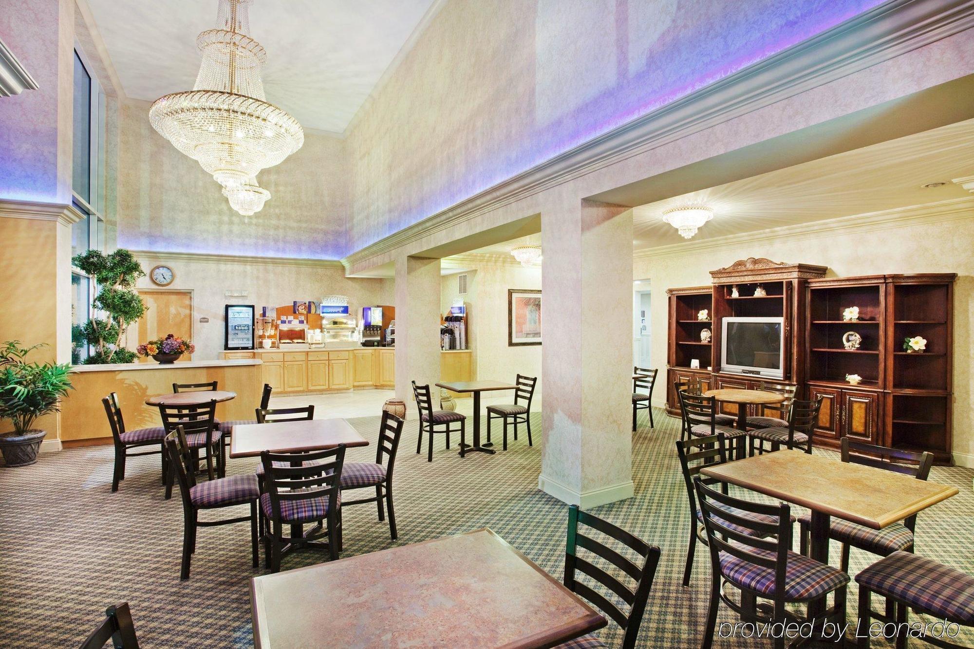 Holiday Inn Express Hotel & Suites London By Ihg Restaurang bild