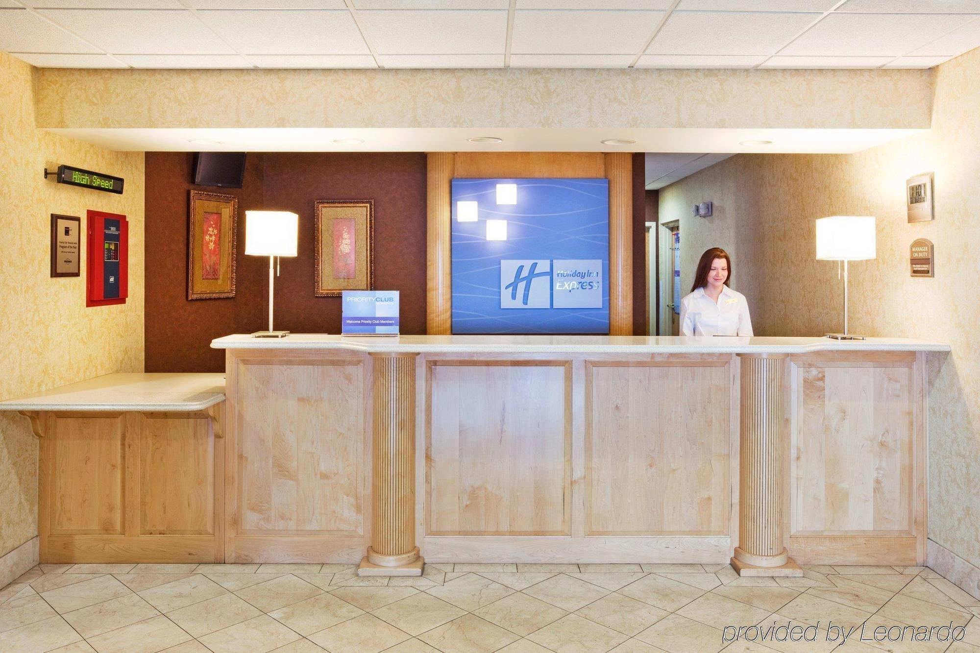 Holiday Inn Express Hotel & Suites London By Ihg Inreriör bild